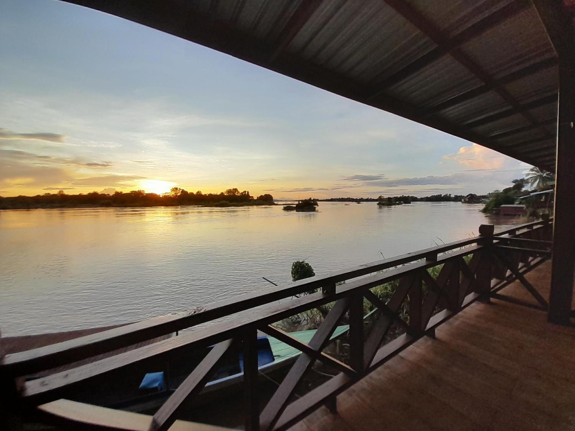 Dondet Vixay Sunset And River View Ban Dondét Dış mekan fotoğraf
